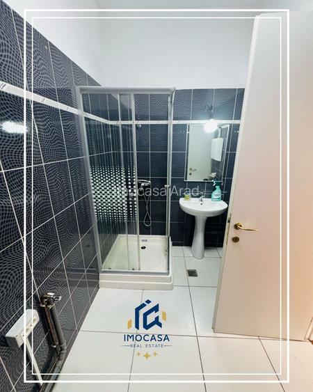 De vanzare Apartament Rez. Birou dimensiuni impresionantă centru Arad - 11