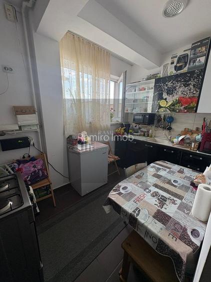 Apartament 3 camere decomandat zona Metalurgiei - 5