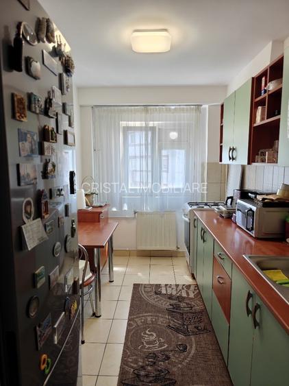 Vanzare apartament 2 camere Titan, bloc 1978, 5 min. metrou 1 Decembrie 1918 - 4