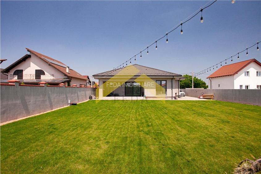 Casa noua la sol de vanzare in Livada - 26