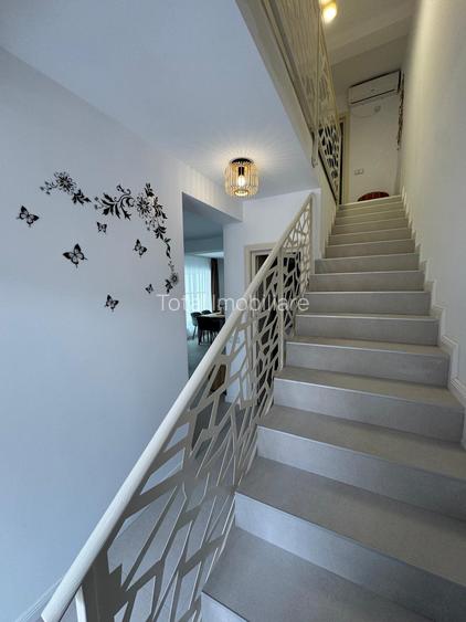 CASA DUPLEX MOBILATA SI UTILATA ZONA CENTRALA STR. PALTINIS NR 52 - 29