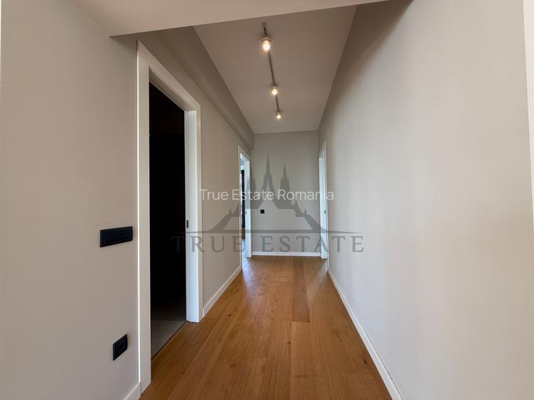 Penthouse cu vedere spectaculoasa catre Lac - 11