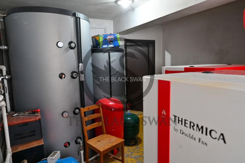 Pensiune la cheie de vanzare | 10 camere | Sacele, Brasov |Comision 0% - 34