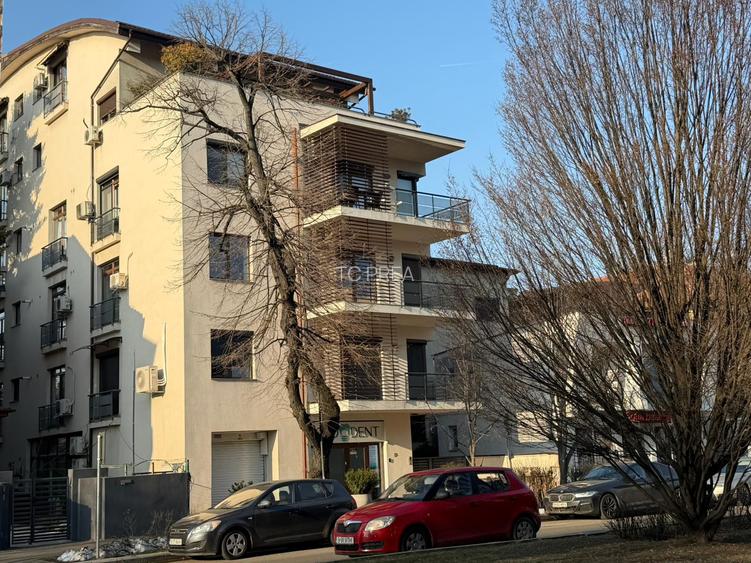 2 camere, Arcul de Triumf / Herăstrău, bloc 2006 - 28