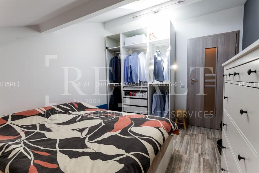 Vanzare apartament 2 camere | Mansarda, Boem | Expozitiei, 1 Mai - 11