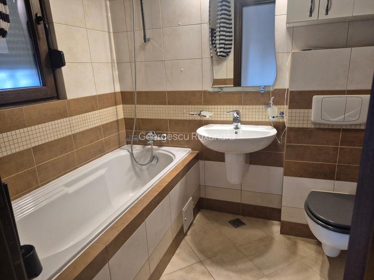 3 camere decomandat, bloc 2010, metrou , pereti interiori din caramida - 14