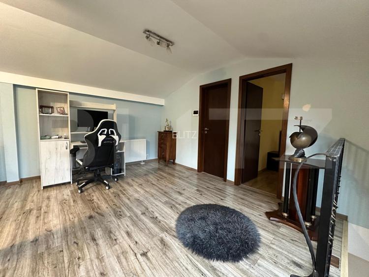 Casă de lux renovată cu priveliște spectaculoasă, în inima Brașovului - 9