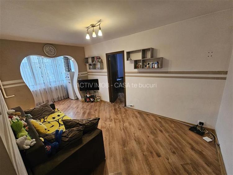 Resita, 2 Cam. Mobilat+Utilat, Micro 3 - 2