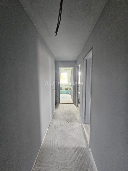 Vanzare casa Parter + 2Etaje - 6 camere - zona Antiaeriana - 2