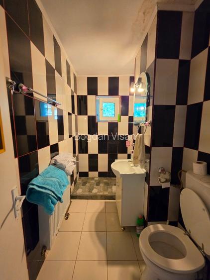 Apartament 4 camere, decomandat, liber!  - 12