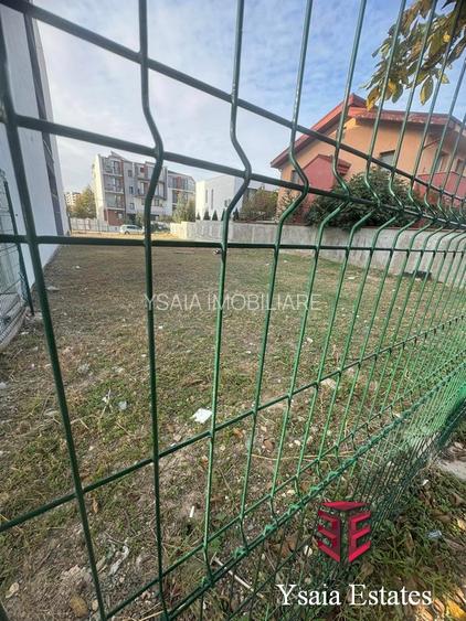 TEREN INTRAVILAN DE VANZARE -- COMPOZITORI - - 8