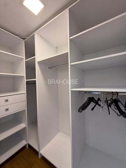 Apartament 3 camere de vanzare, Tractorul, parcare subterana - 6