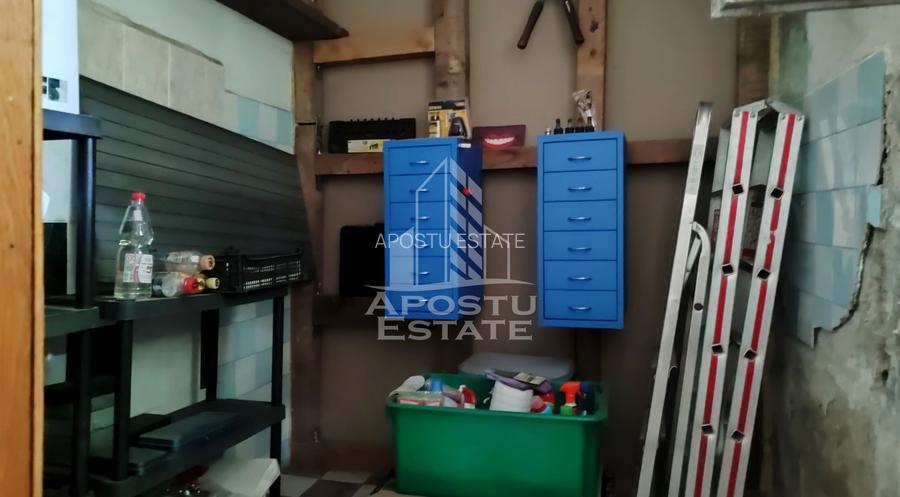 Casa la curte comuna 4 camere, zona Centrala - 20