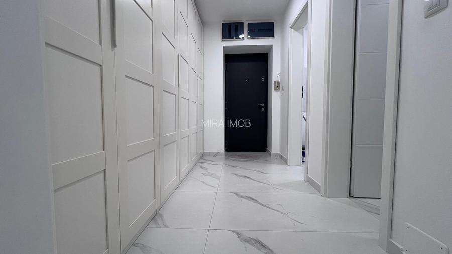 Garsonieră premium, decomandată, 39 mp, renovată complet-Plaza Mall - 4