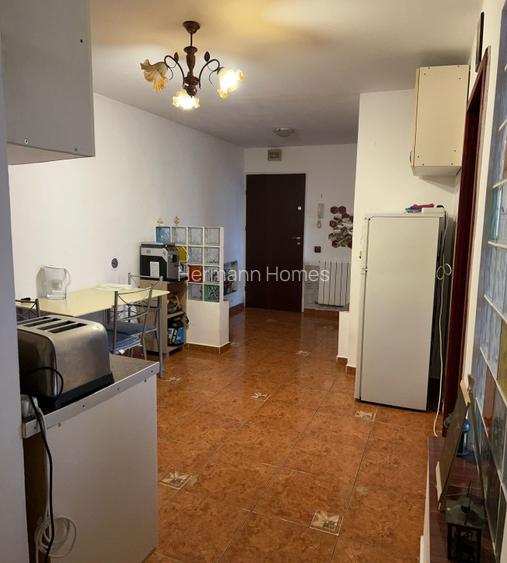 Apartament 3 camere - 64 mp - parter inalt - 2 balcoane - 2