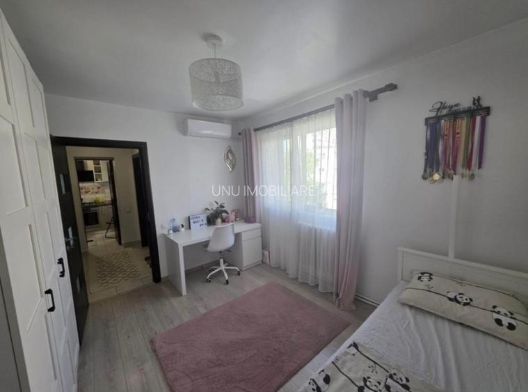 3 Camere Decomandat Renovat Mobilat zona Mircea cel Batran - 8