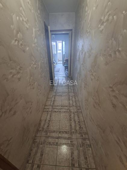 Apartament cu 3 camere, decomandat, etajul 1/8, zona Garii - 11