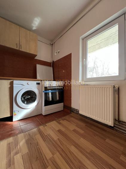 Str. Viorelelor zona Dorobanti; parter, centrala proprie. - 13