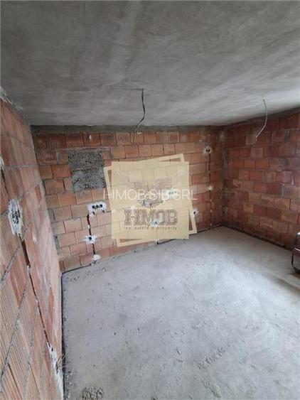 Casa cu 3 camere 2 bai si terasa in Cristian - 6