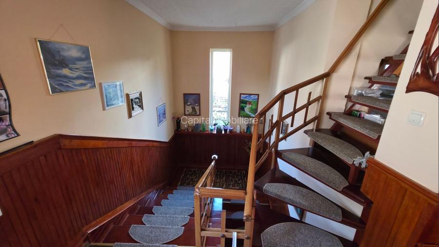 Casă Central Orsova, cu vedere la Dunăre - 11