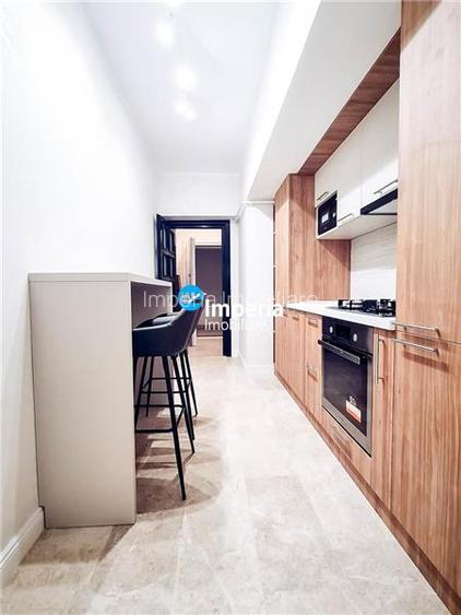 ROYAL TOWN! Apartament cu 2 camere de vanzare  COPOU - 3