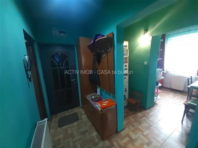 Resita, 2 Cam. Dec. Mobilat+Utilat, Parter, Micro 2 - 9