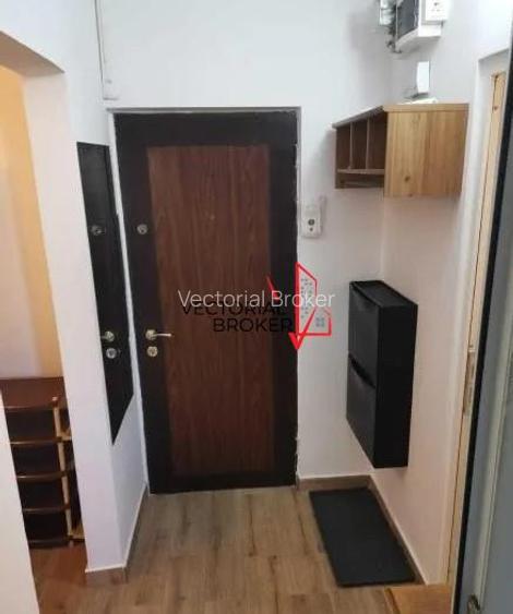 2 CAMERE DECOMANDAT / SCOALA GENERALA 82 - 2