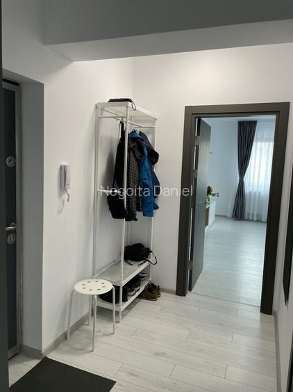 Proprietar, inchiriez apart. 2 cam (+parcare) bloc nou metrou Aparatorii Patriei - 8