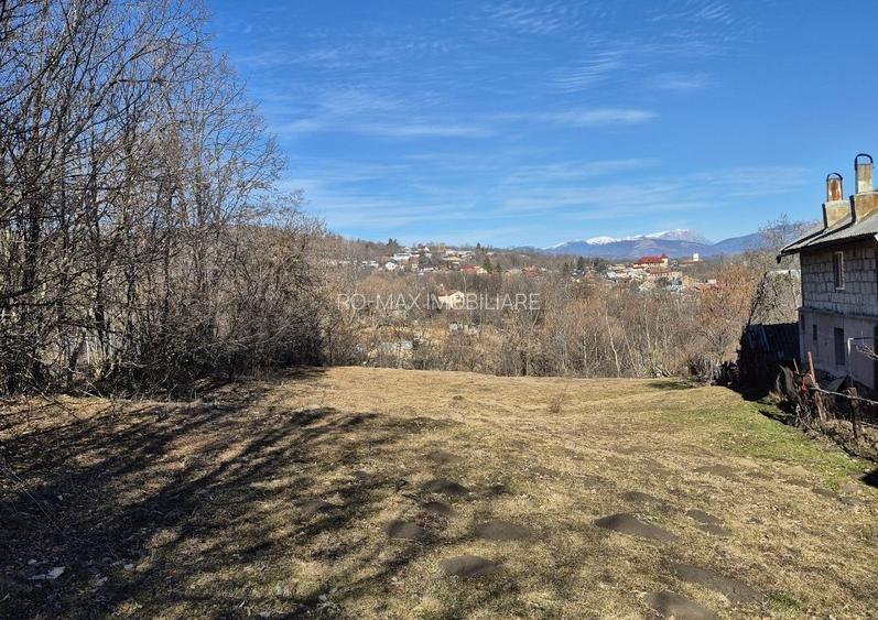 Teren intravilan 3526 mp cu vedere superba catre munte! - 3