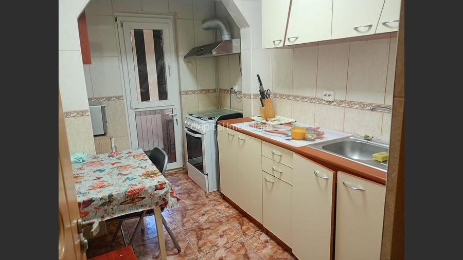 APARTAMENT DECOMANDAT - MICRO 39 - 9