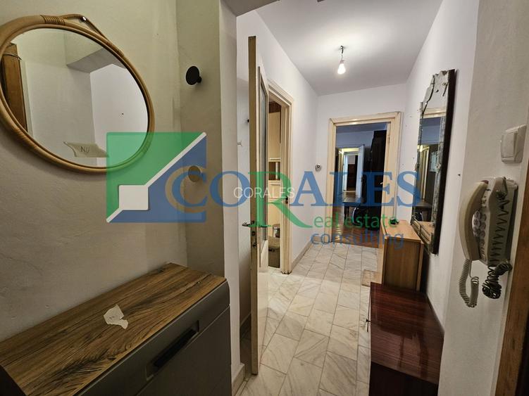 Langa Judetean. Etaj 2. Bloc izolat! - 4