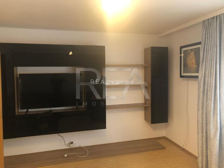 3 Camere Novaci Sebastian - 4