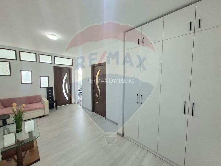 Apartament 2 camere de închiriat – Bloc Via Romana, etaj 2 - 5