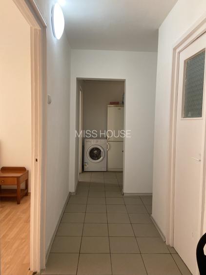 Apartament 2 camere decomandat, etaj 2, aproape de metrou Pacii - 11