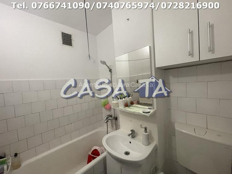 Apartament 2 Camere, Etaj 8/10 (lift nou), Strada Aleea Plopilor - 11
