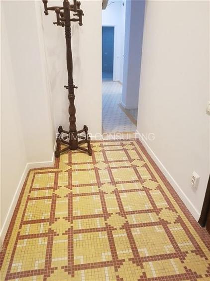 Armeneasca, apartament deosebit, 5 camere, renovat , zona cu acces facil. - 10