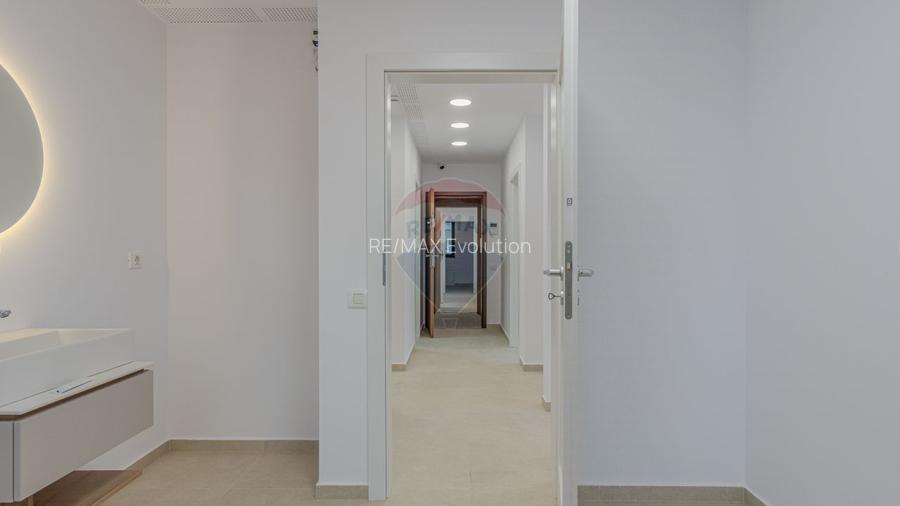 Clinica medicala-9 cabinete- URBAN PLAZA - bloc 15 parter! - 19