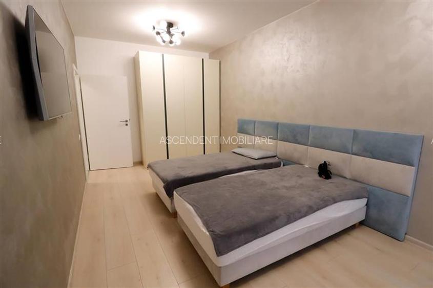 Penthouse Qualis Tractorul Brasov,terasa panoramica,3 balcoane,ales echipat - 21