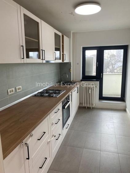 3 camere decomandat, 90 mp, vedere Mănăstirea Radu Vodă - 12