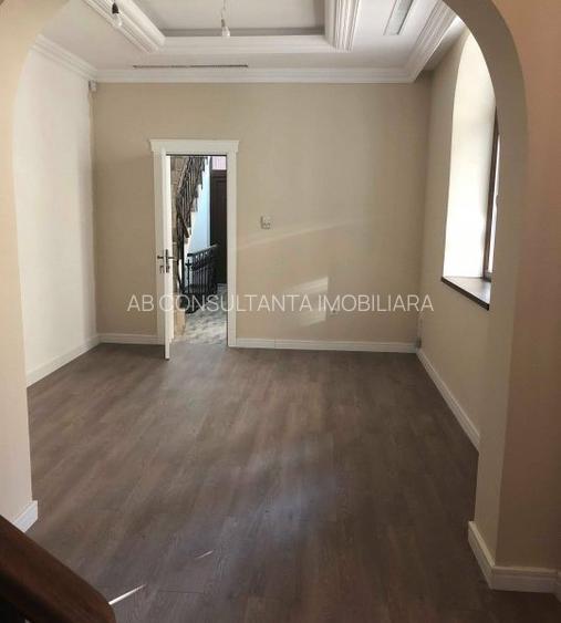 Zona Unirii - Parcul Carol vila 8 camere disponibila pentru inchiriere - 4