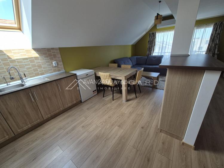 Apartament 4 camere , 3 bai, 2 balcoane, parcare - 4