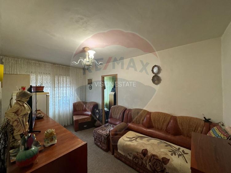 Apartament cu 2 camere de vânzare în zona Valea Rosie - 2