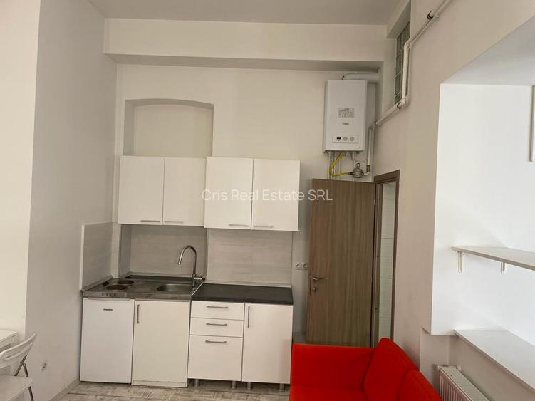 Din 1 APRILIE:CHIRIE ap.1 camera amenajat, zona Lic.UNIREA, la 7 minute de UMF - 11