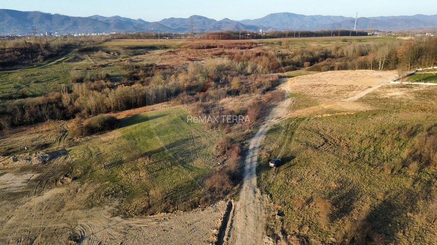 Teren 5783 mp Satu Nou de Jos / Strada Principala - 3