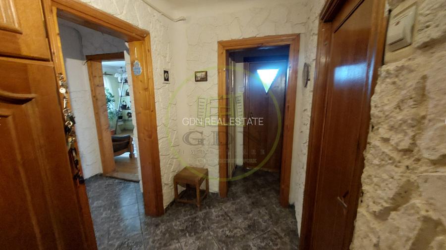Apartament 4 camere, decomandat, 87 mp, cartier 1 Mai, zona Sara - 9
