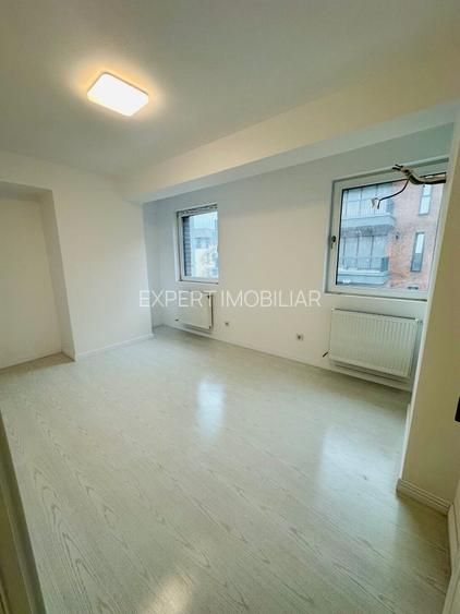 Cismigiu - Cobalcescu imobil S+P+4 cu 630 mp utili si 6 locuri de parcare - 16