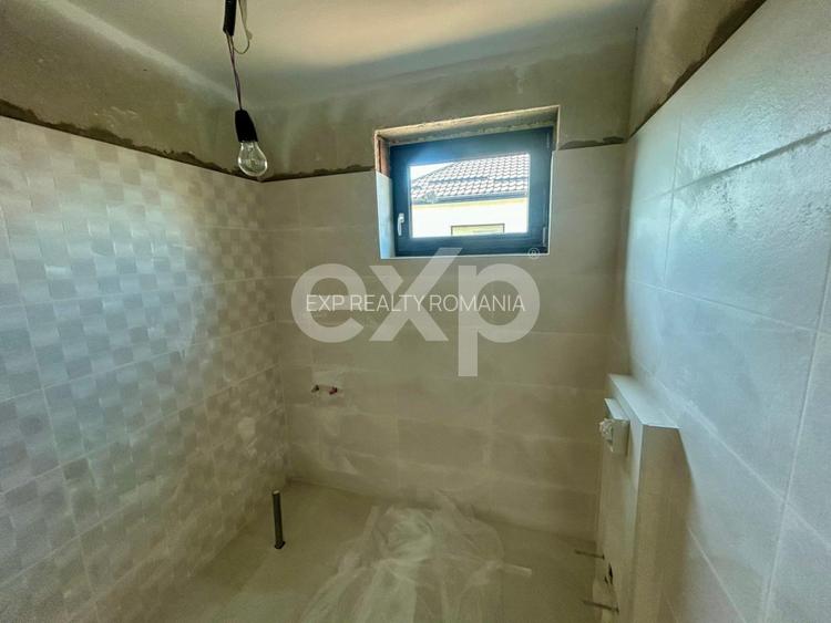 Casă de vânzare în Sânpetru- 107 mp , teren 500 mp - 220.00 euro. - 9