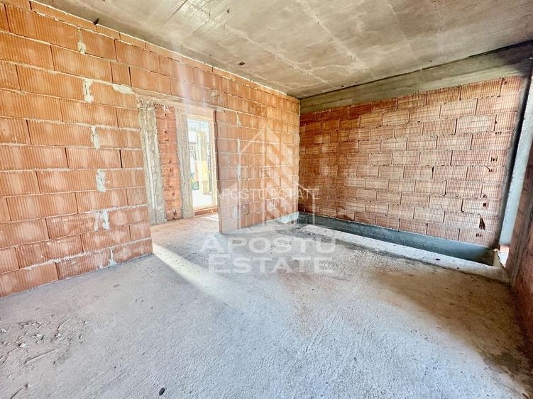 Casa individuala cu 4 camere, bucatarie inchisa, zona Planetelor - 11