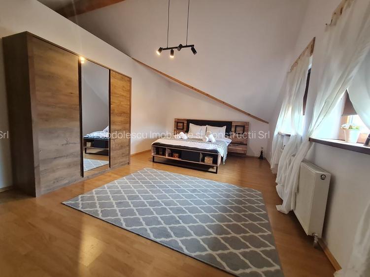 Vila spațioasă și recent renovată în Ghiroda! - 13