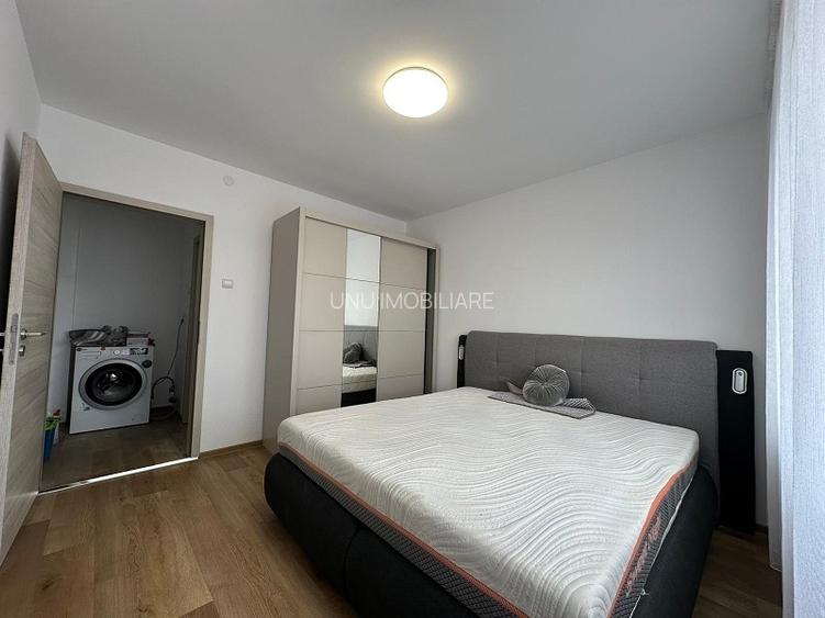 Apartament cu 2 camere - zona  Podu de Piatra - 12